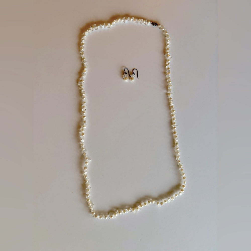 Coldwater Creek White Gem of Pearl Necklace and Earrings Set.